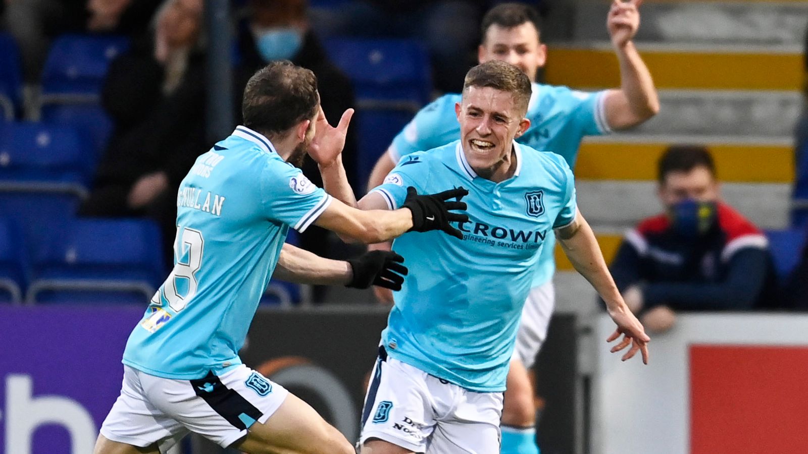 โหลดโปรแกรมสูตรบาคาร่าฟรี เล่นคาสิโนผ่านมือถือ