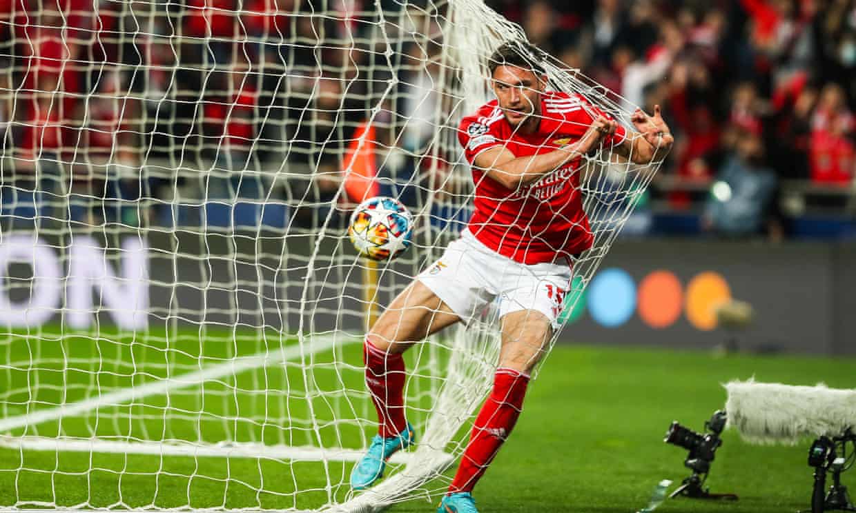 สูตรการเล่นบอล นักลงทุน รวย100 ได้ผลแม่นยำที่สุด